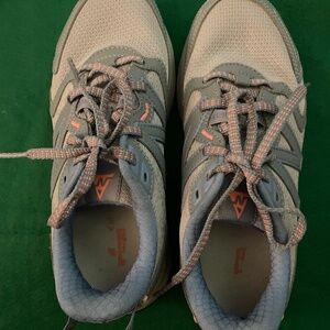 New Balance women’s athletic shoes